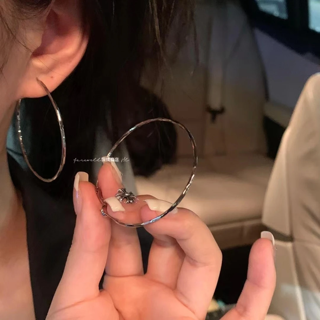 铜合金耳饰 大圈圈耳环简约大耳圈素圈百搭欧美耳钉女高级感时尚