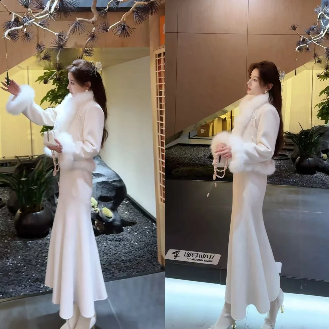 【婷婷】《南方有佳人》 白月光！刺绣显瘦 羽 绒套装 TTZ2FD583
