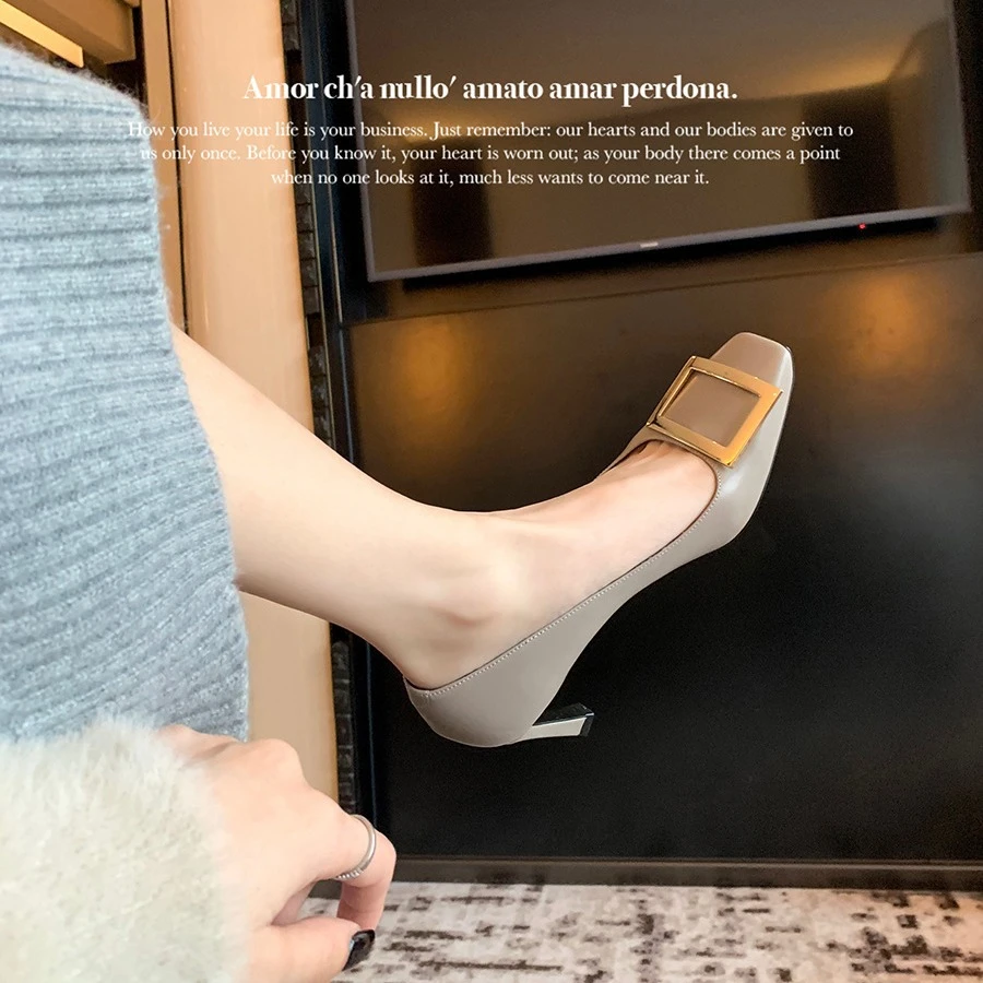 2024秋季新款高跟鞋女鞋法式气质晚风方扣细高跟方头浅口通勤单鞋