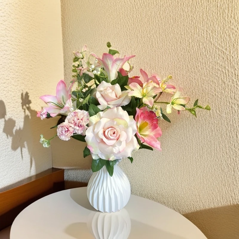 不褪色英伦风仿真花摆设客厅餐厅桌面（价格含花瓶及运费险）