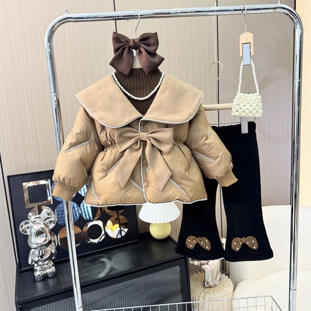 女童冬季款时髦网红女宝宝衣加绒裤套装洋气女孩冬装潮
