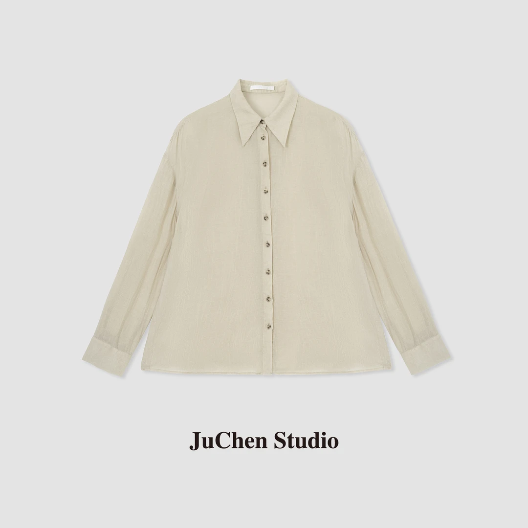 “轻盈一夏”空气感薄款防晒空调飘逸长袖廓形衬衫SS042307