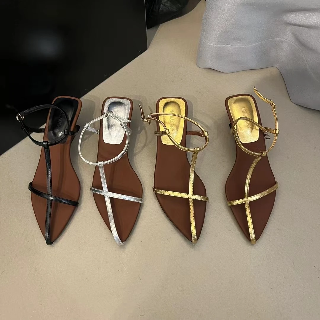 法式小众坡跟黑色凉鞋仙女鞋子2025新款夏季气质配裙子细带罗马鞋