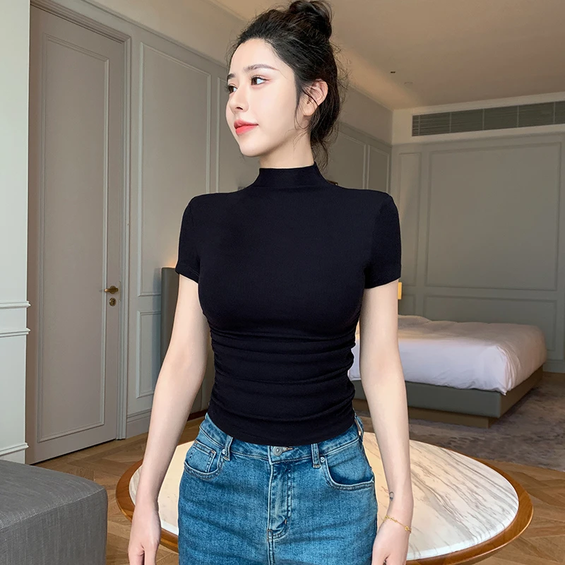 螺纹半高领短袖t恤女遮肚脐短款2025年爆款夏季修身露脐褶皱上衣,