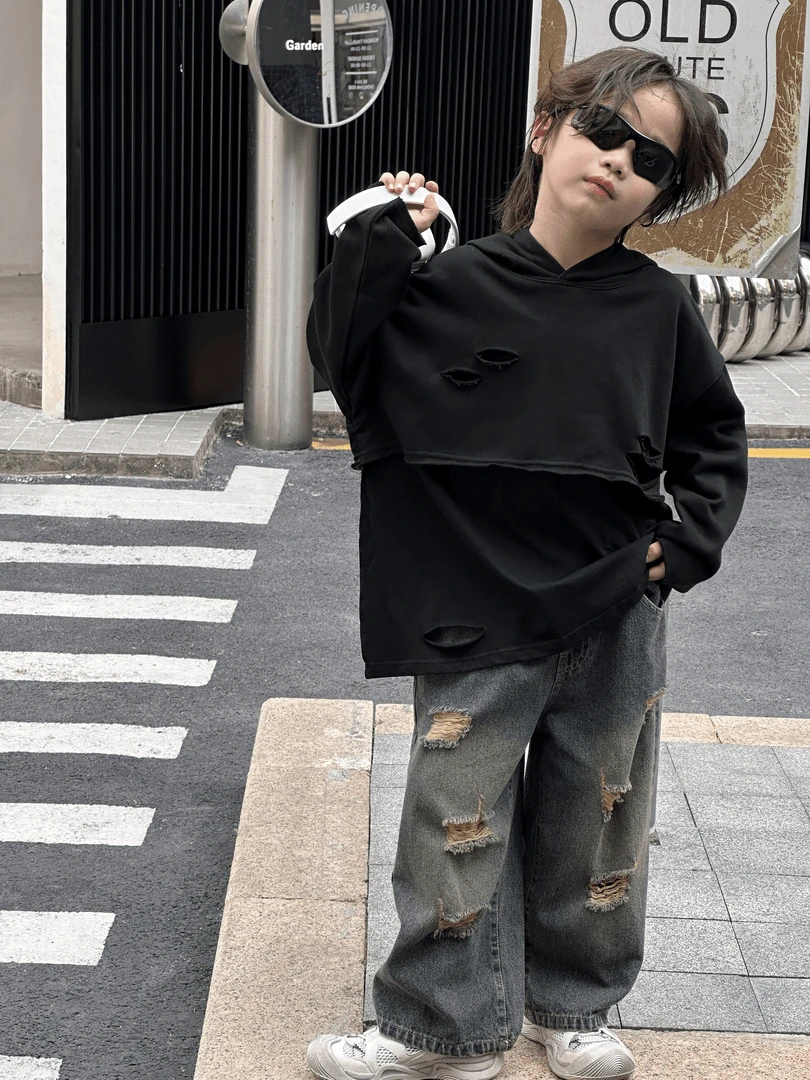 儿童春款新款破洞卫衣中大童韩版宽松潮牌假两件长袖连帽上衣