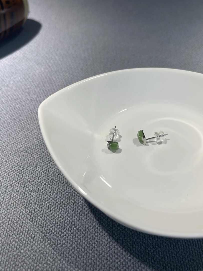 天然和田玉耳钉225