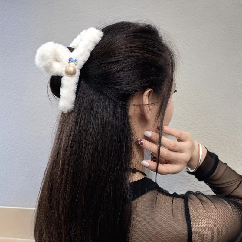 A韩系秋冬可爱毛绒抓夹后脑勺盘发鲨鱼夹新款发夹发饰1207