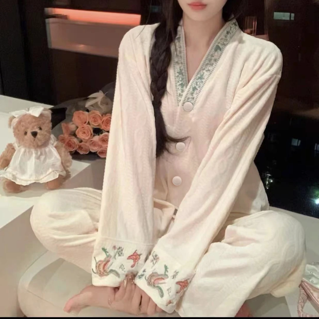 【刺绣高定】海岛绒睡衣女秋冬新款加绒薄款家居服舒适时尚套装网