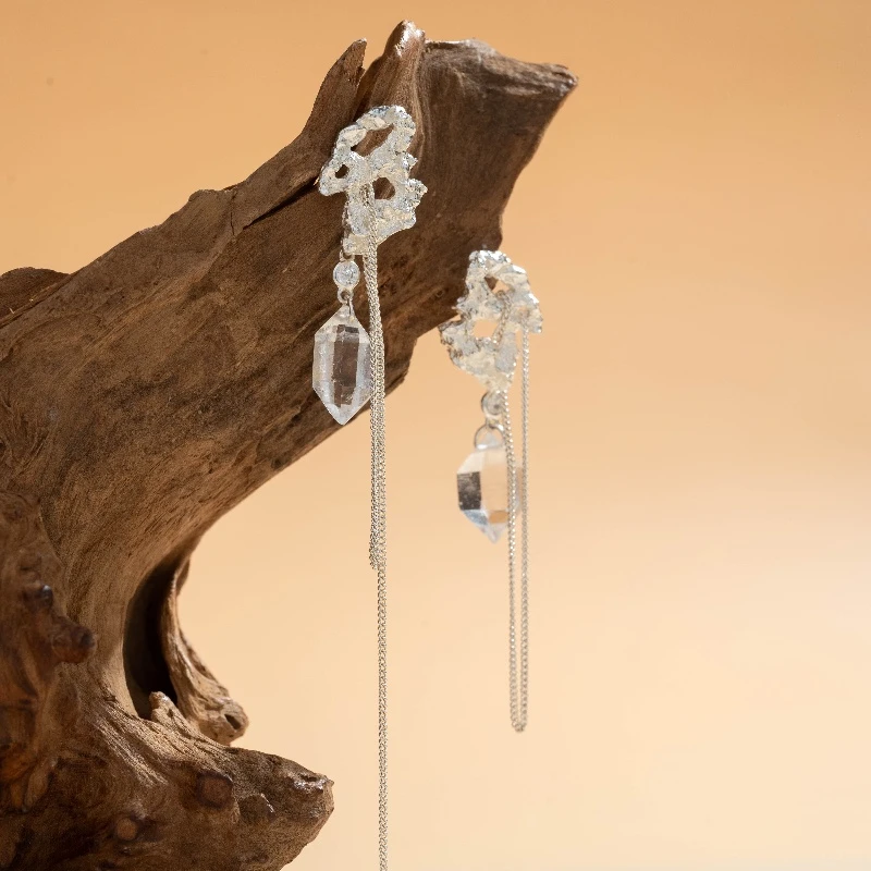 【归真】欲饮925银闪灵钻梦幻耳饰水晶原石清理负负轻奢
