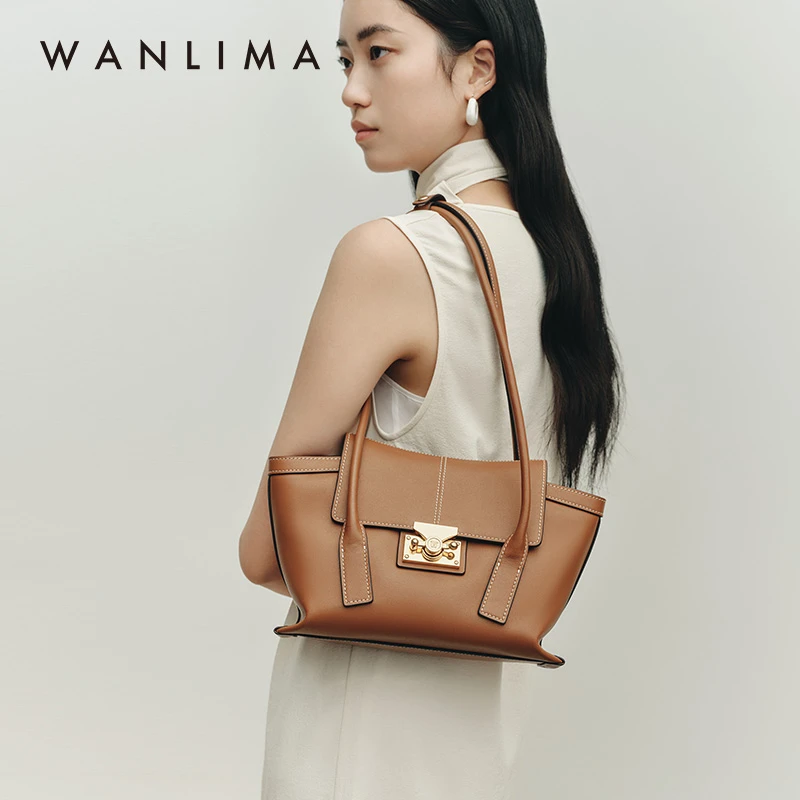 万里马新款复古女包大容量托特包真皮女包时尚通勤手提腋下包