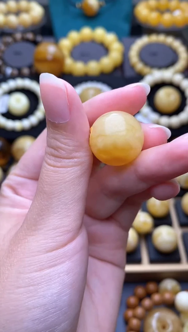 【闪购商品】琥珀裸石未镶嵌 大小姐珠宝严选238