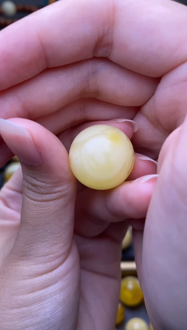 【闪购商品】琥珀裸石未镶嵌 大小姐珠宝严选15