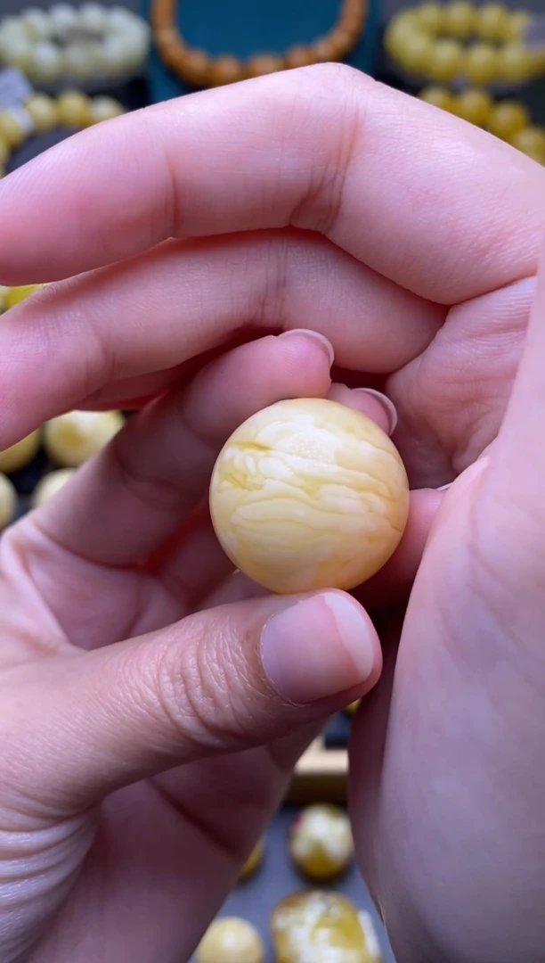 【闪购商品】琥珀裸石未镶嵌大小姐珠宝严选99