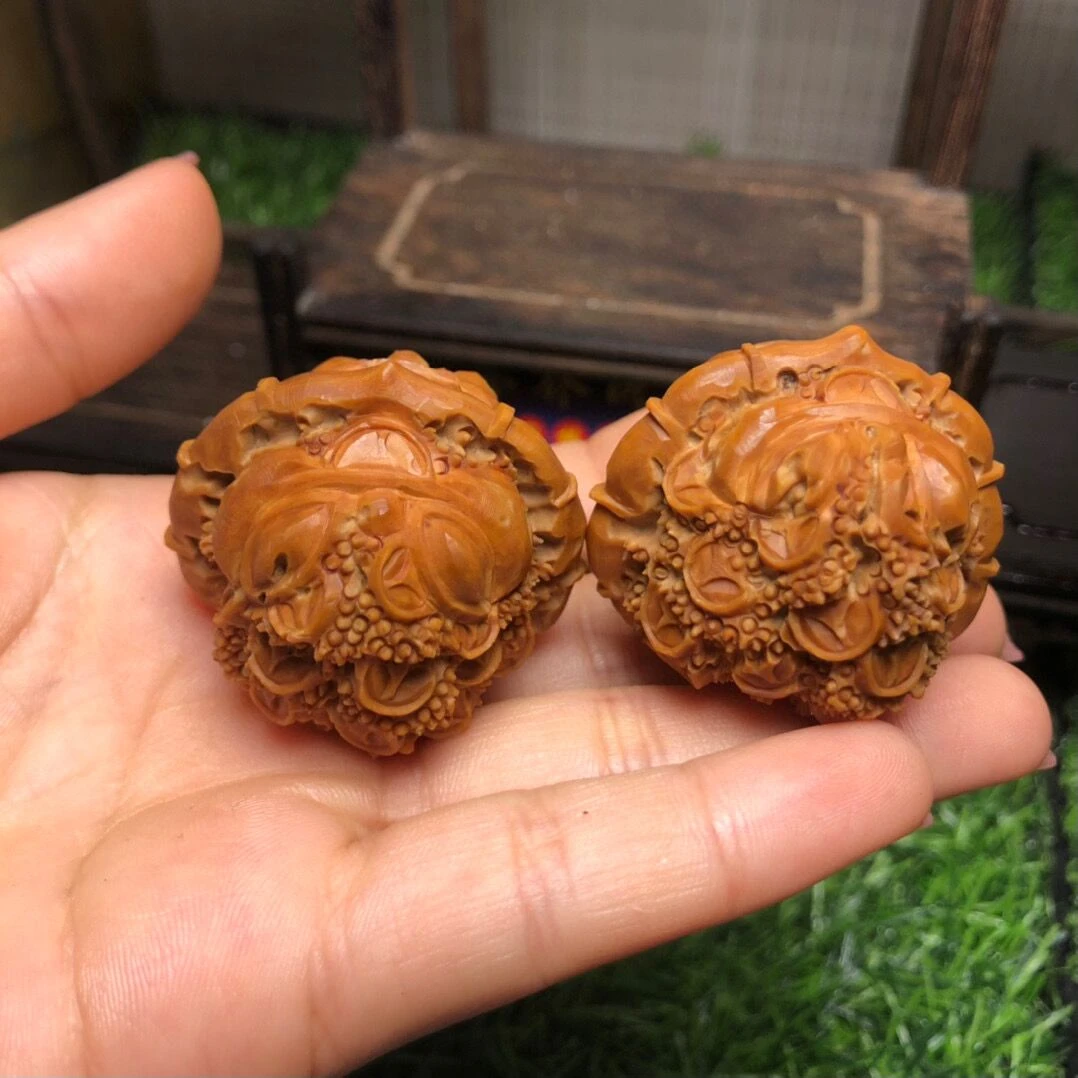 金蟾核桃手把件手球手把对四座楼核桃雕刻文玩工艺品