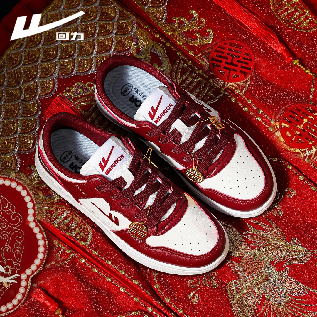 回力男女情侣红色爆款婚鞋新娘百搭板鞋低帮ins潮流小白鞋子国潮