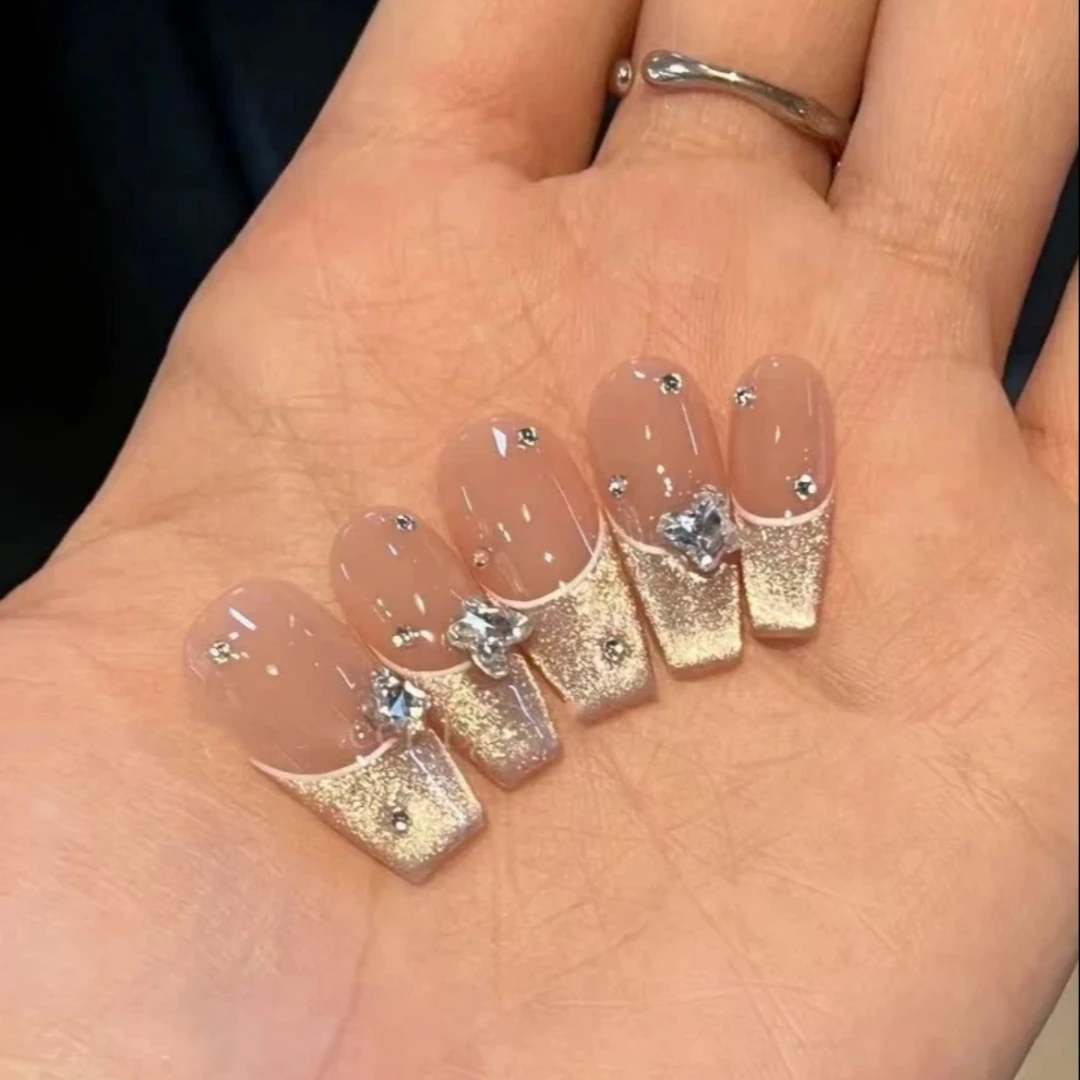 【汽水甜莓】纯手工穿戴甲高级轻奢穿戴式美甲贴短款显白百搭美甲