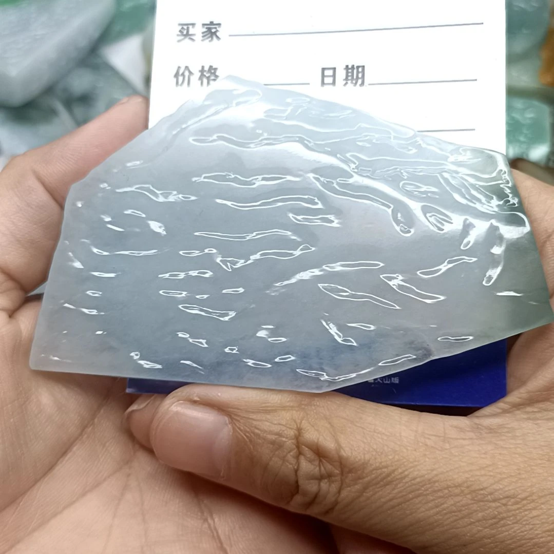 翡翠颈饰未镶嵌大*翡翠