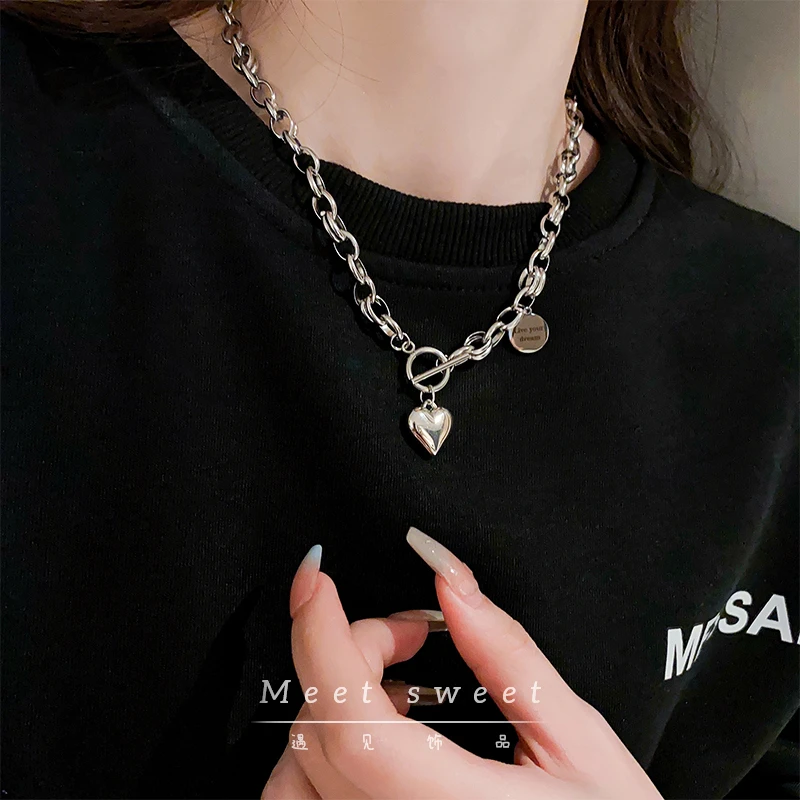 钛钢项链 爱心吊坠项链女小众设计感颈链新款锁骨链卫衣链A97