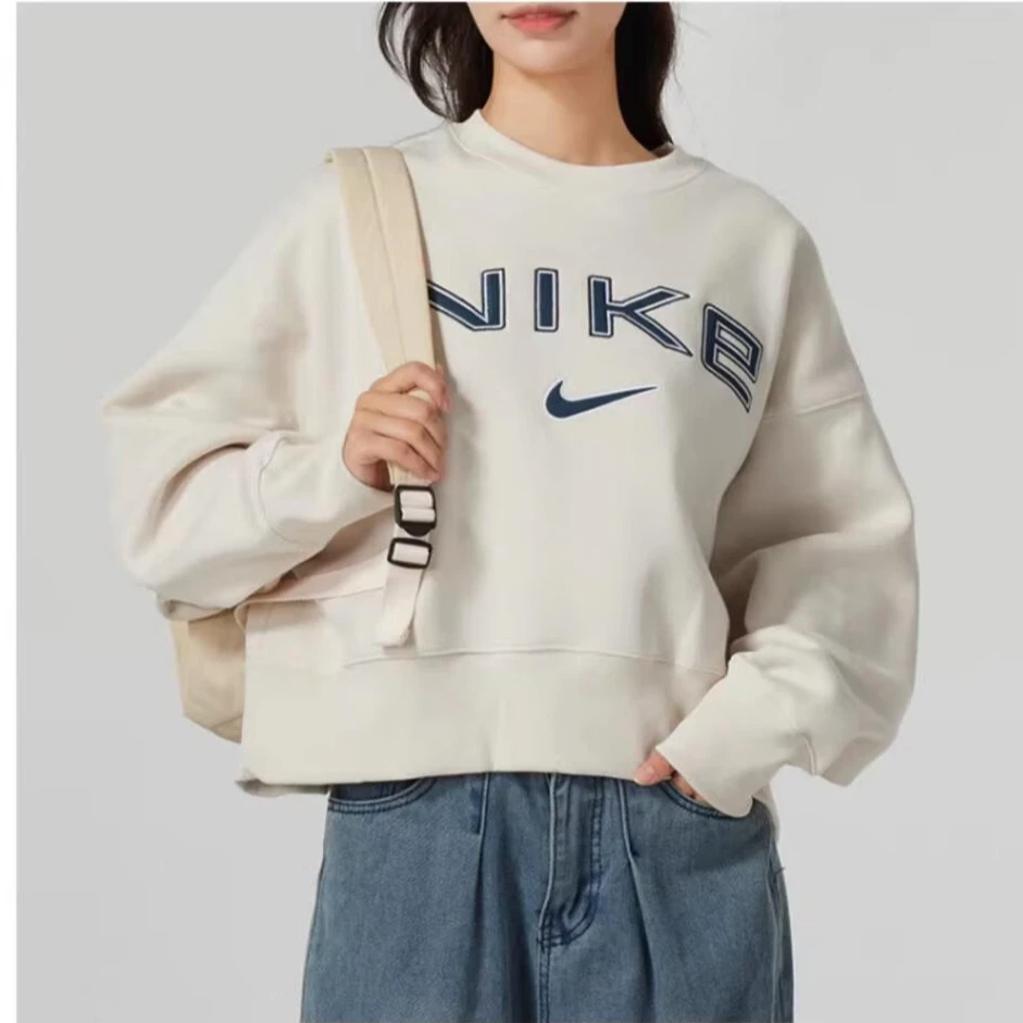 NIKE/耐克女子新款logo字母印花运动休闲圆领套头卫衣FV7675104