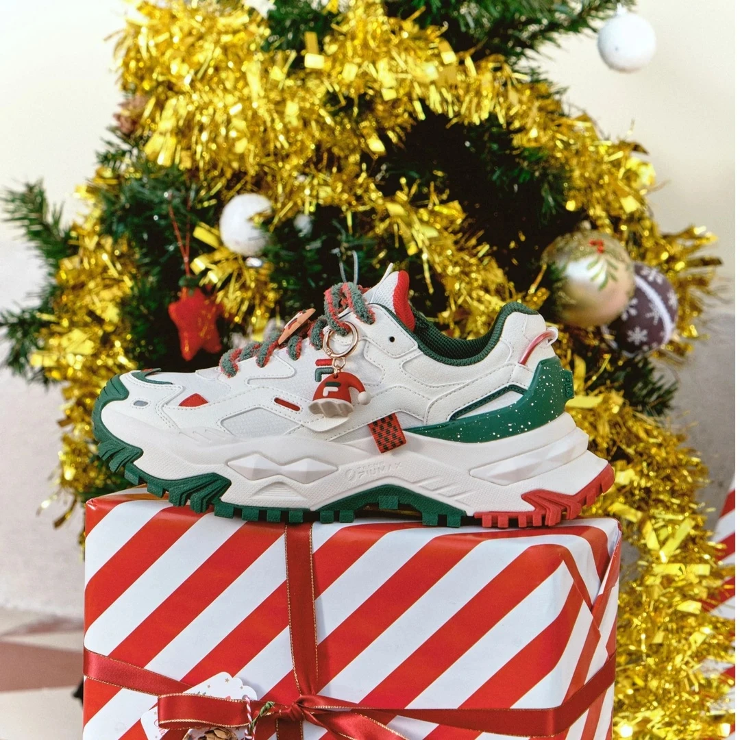 【过年礼物】斐乐潮牌男女厚底冬增高休闲网红硬糖老爹鞋T12W511004