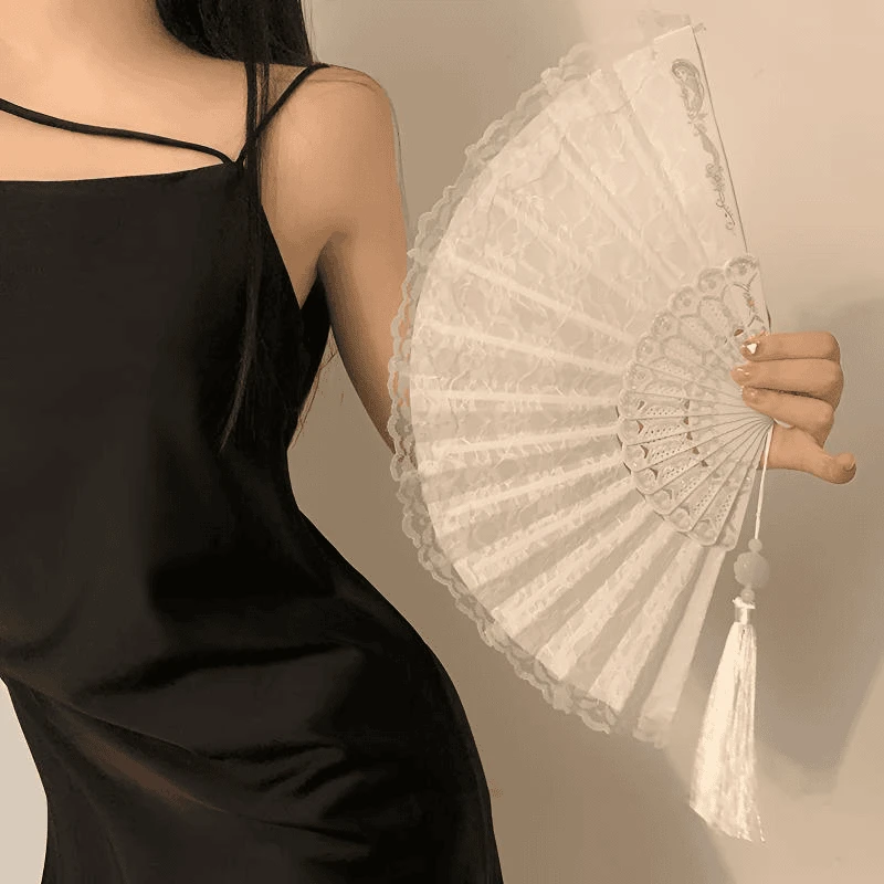 新中式复古黑色蕾丝折扇搭配旗袍扇子流苏古风中国风学生拍照道具