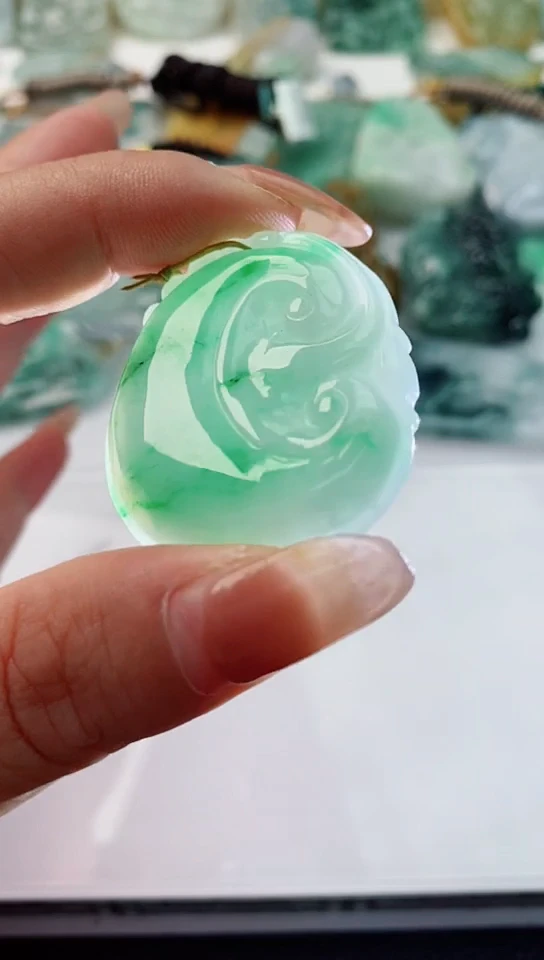 【闪购商品】翡翠吊坠(不含链)未镶嵌1