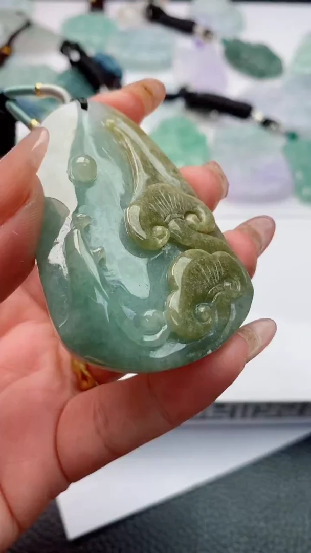 【闪购商品】翡翠吊坠(不含链)未镶嵌1