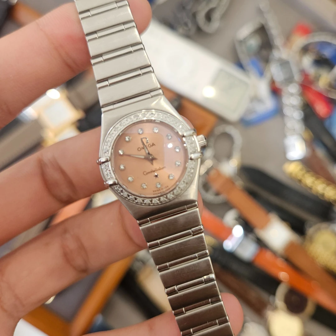 95新 Omega/欧米茄 星座系列/22.5mm/石英机芯/女表/后镶钻后换盘