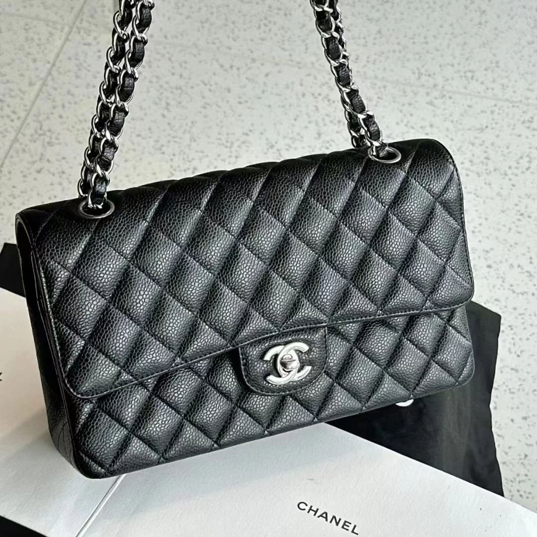 99新 Chanel/香奈儿 3110404黑银中号荔枝牛cf包