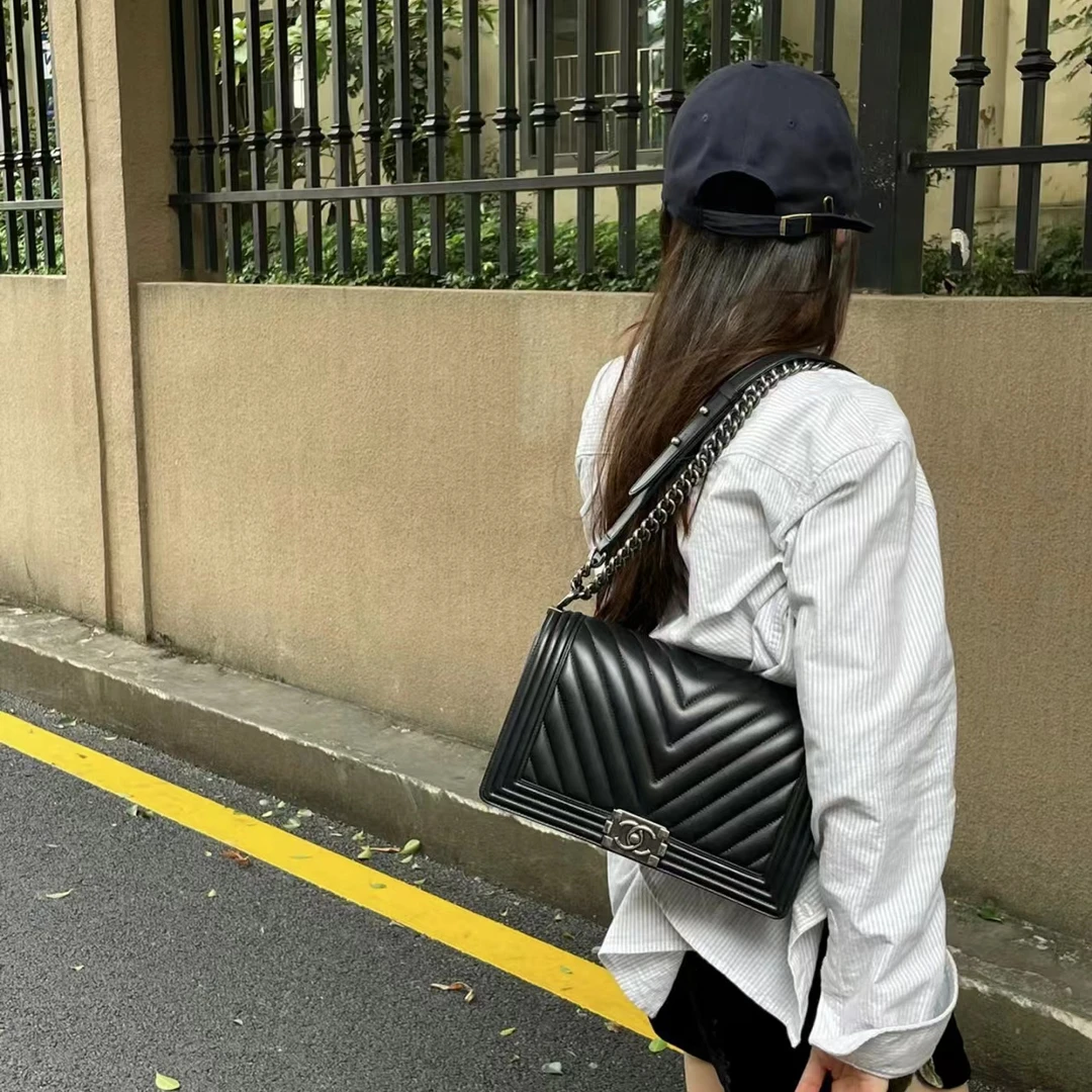 95新 Chanel/香奈儿 1212000/黑银新中号leboy/单肩斜挎包/10专属