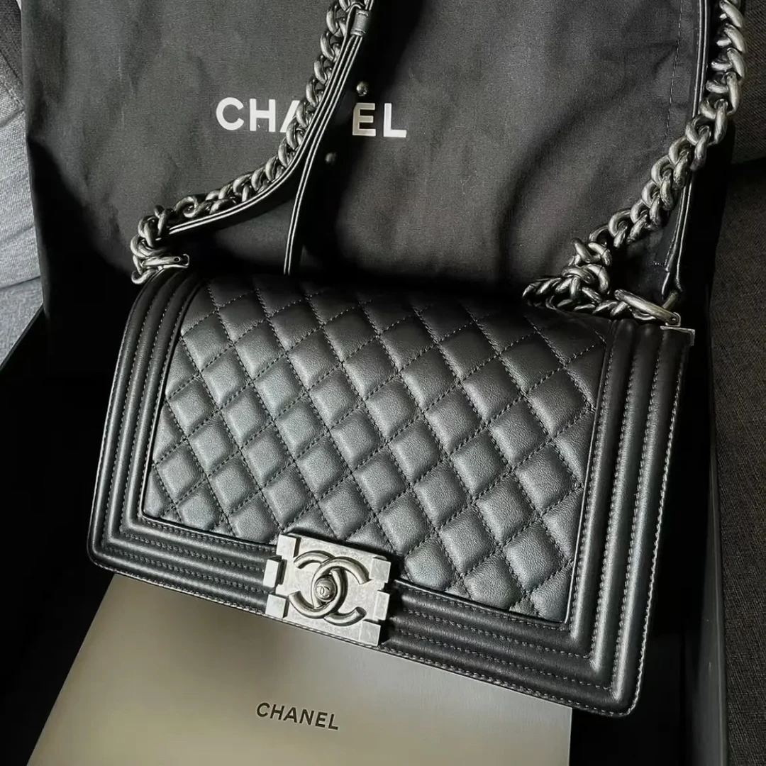 99新 Chanel/香奈儿 33/黑银中号leboy链条包