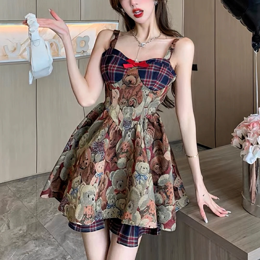 超仙法式复古小熊提花拼接格子收腰显瘦修身吊带连衣裙甜辣妹裙子
