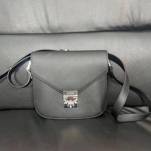95新 MCM  mcm单肩包/ 7217