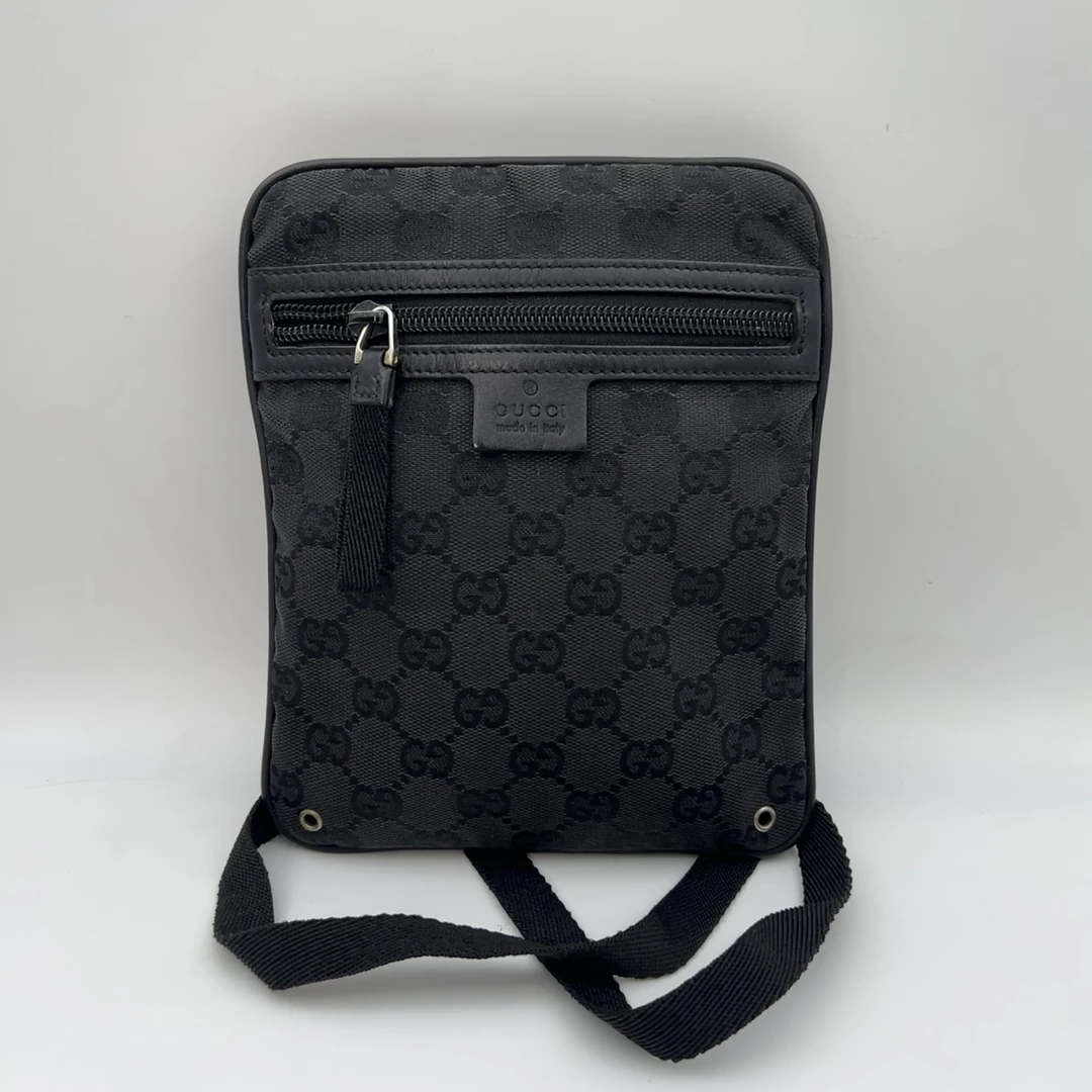 95新 GUCCI/古驰 古驰 单肩斜挎包/1376