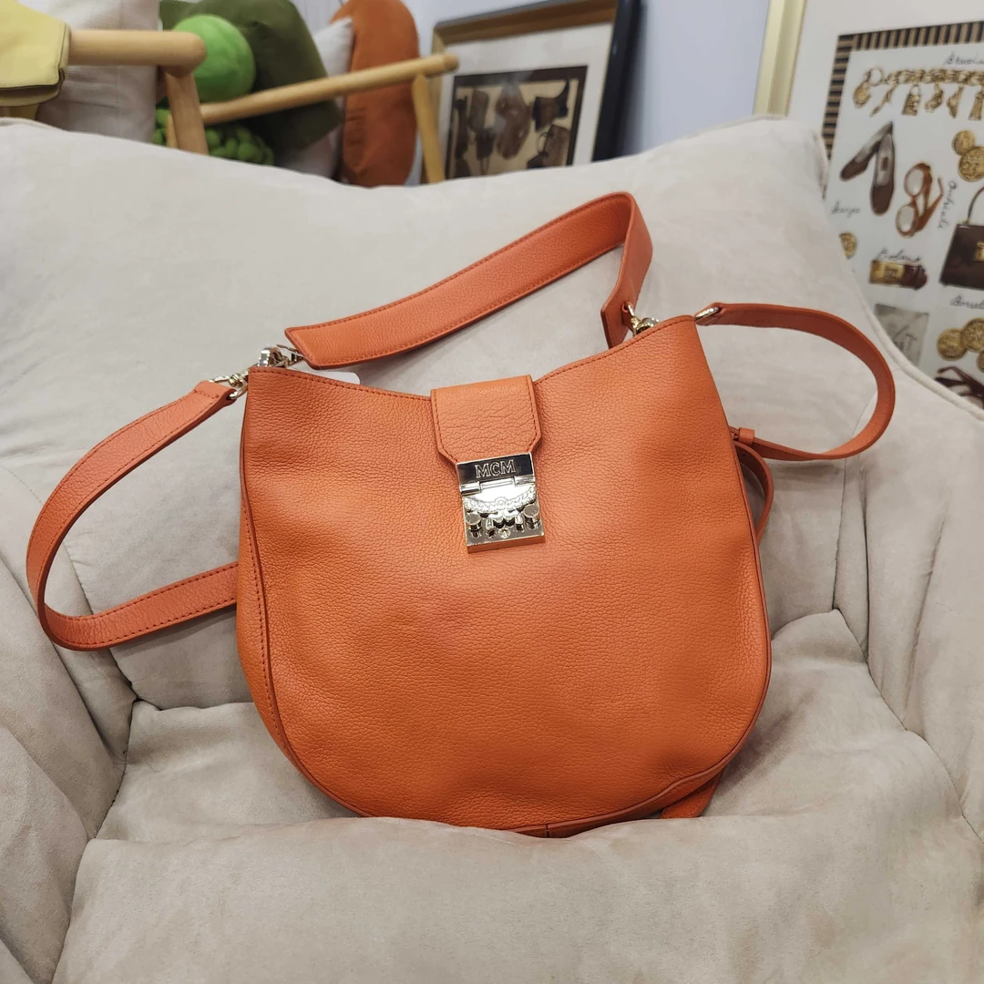 95新 MCM mcm手拎包斜挎包中号/00180