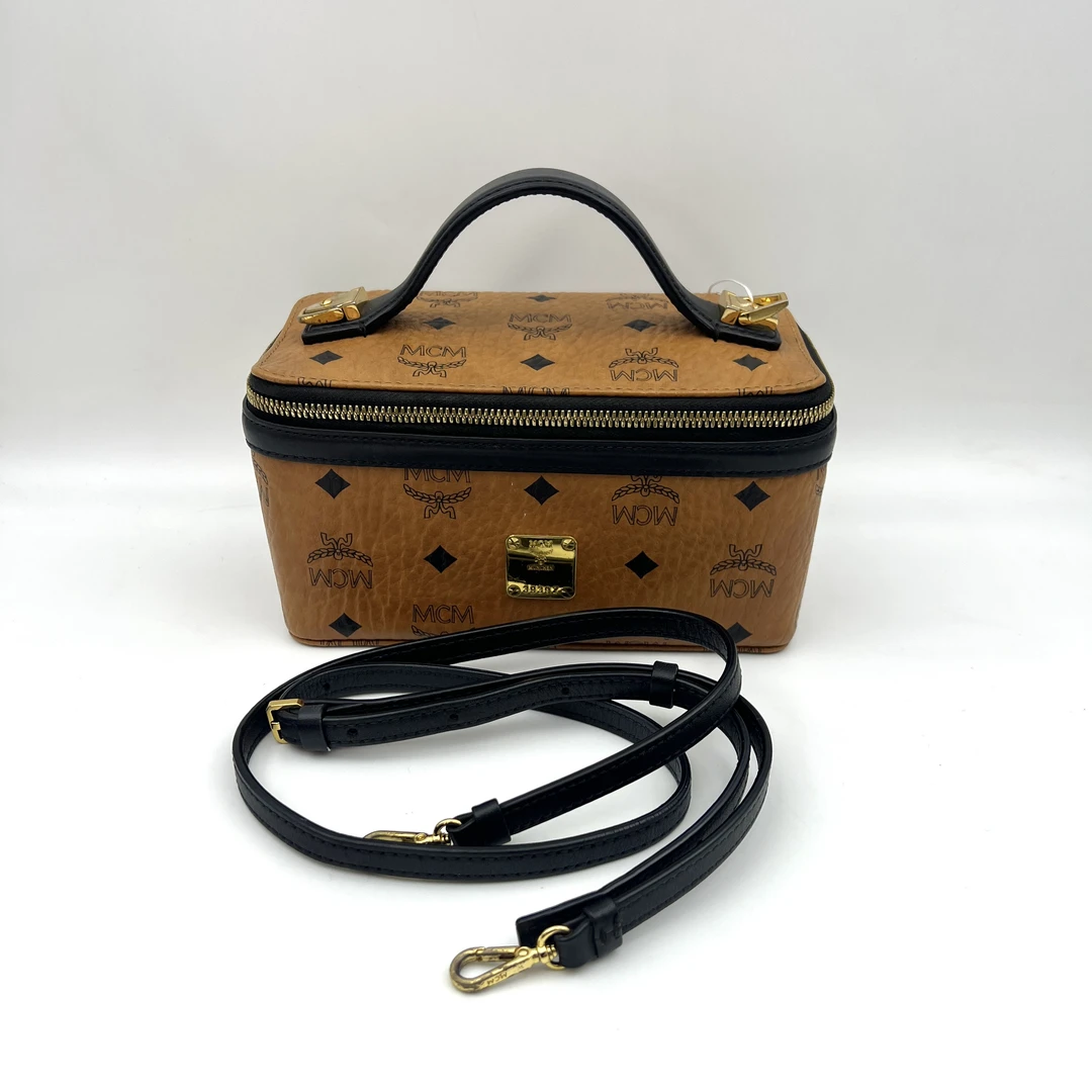 95新 MCM  mcm 化妆盒/1293