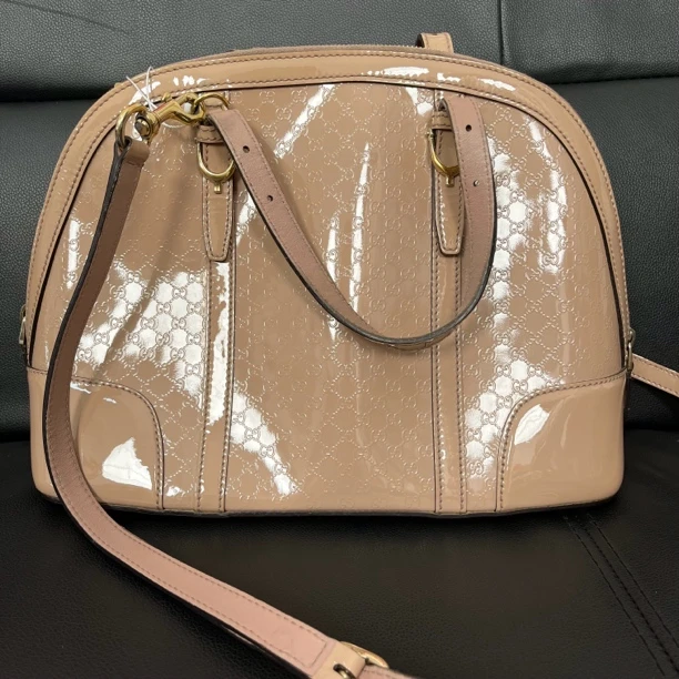 90新 GUCCI/古驰 古驰 漆皮贝壳包8129A