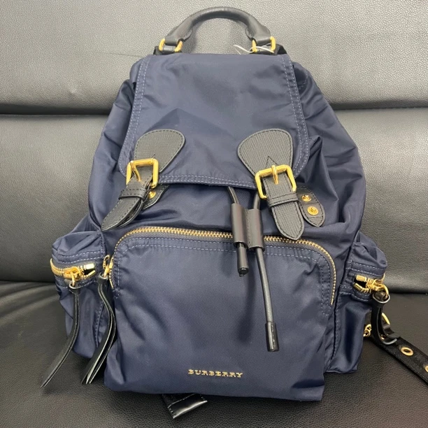 95新 BURBERRY/博柏利 双肩背包/6510