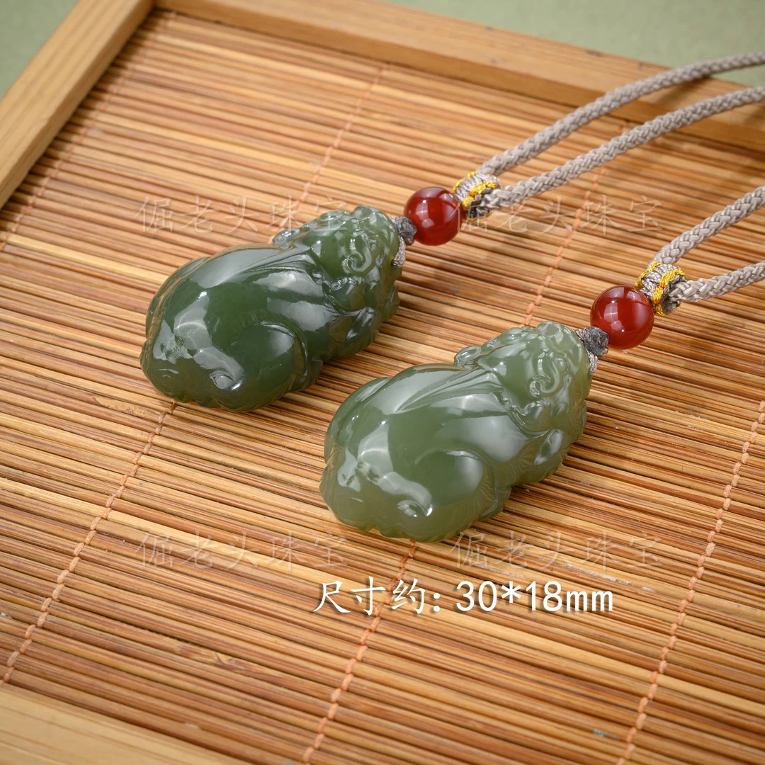【倔老头工厂】和田玉老油青貔貅吊坠精美款尺寸约30*18多样性发一