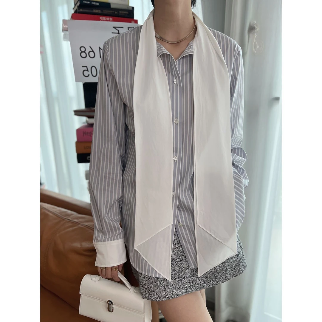 CC1401蓝白条纹时尚休闲蝴蝶系带衬衣