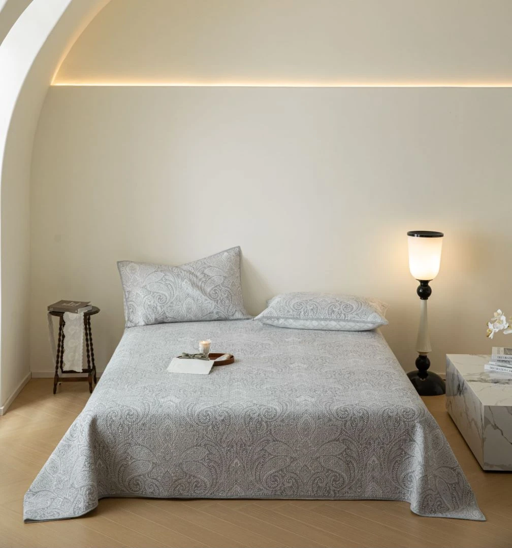 外贸原单美式夹棉加厚绗缝床盖加厚床单绗缝被三件套 佩斯里