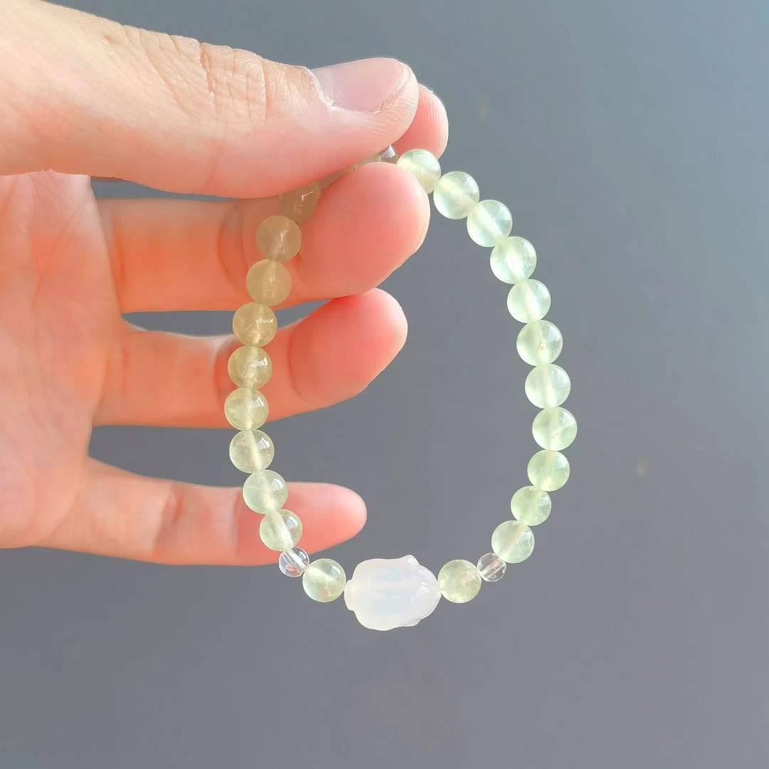 天然 葡萄石 白水晶 趴趴兔 卡6 原创手串—415