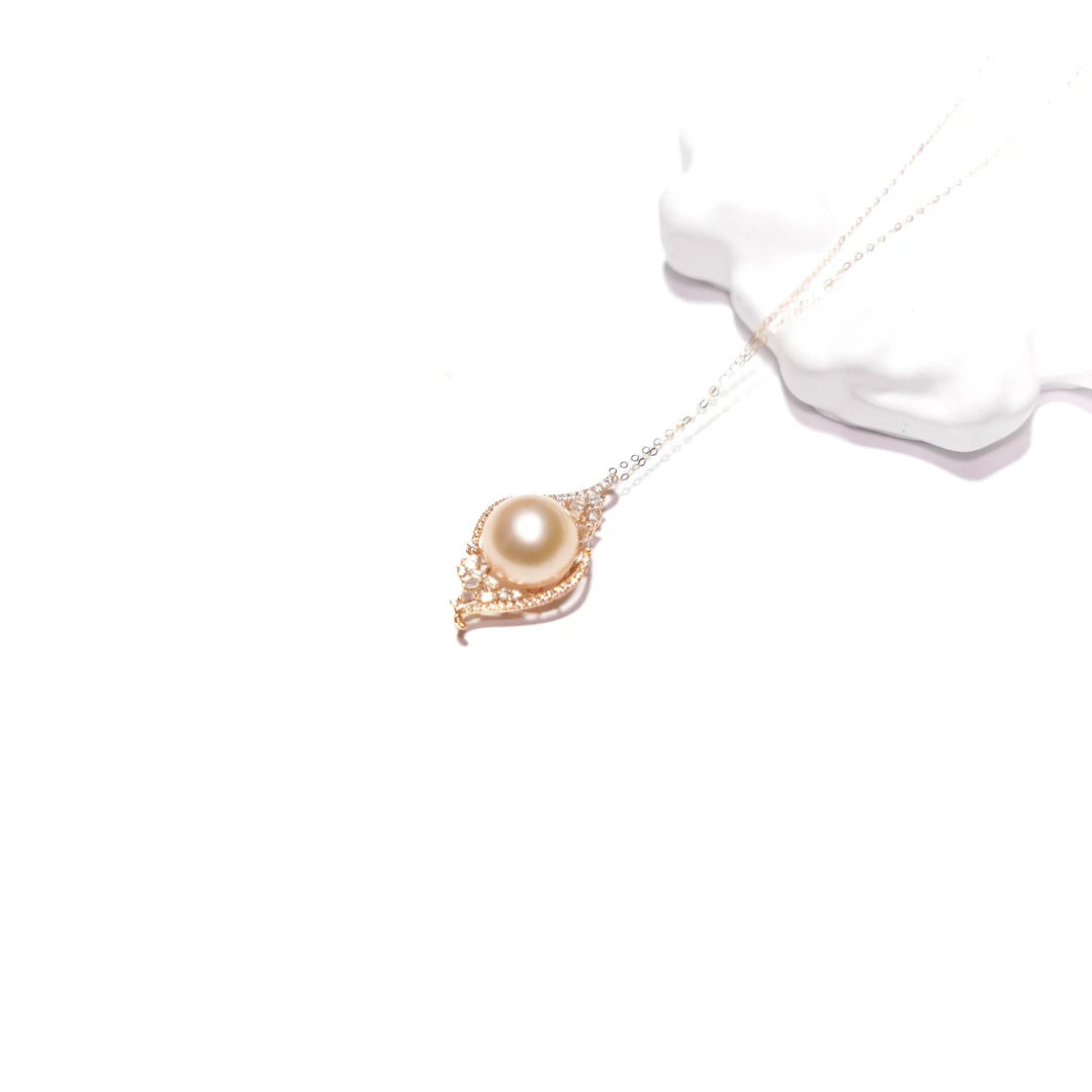 【大D】18K金/时尚款金珠吊坠送金链/12-13MM