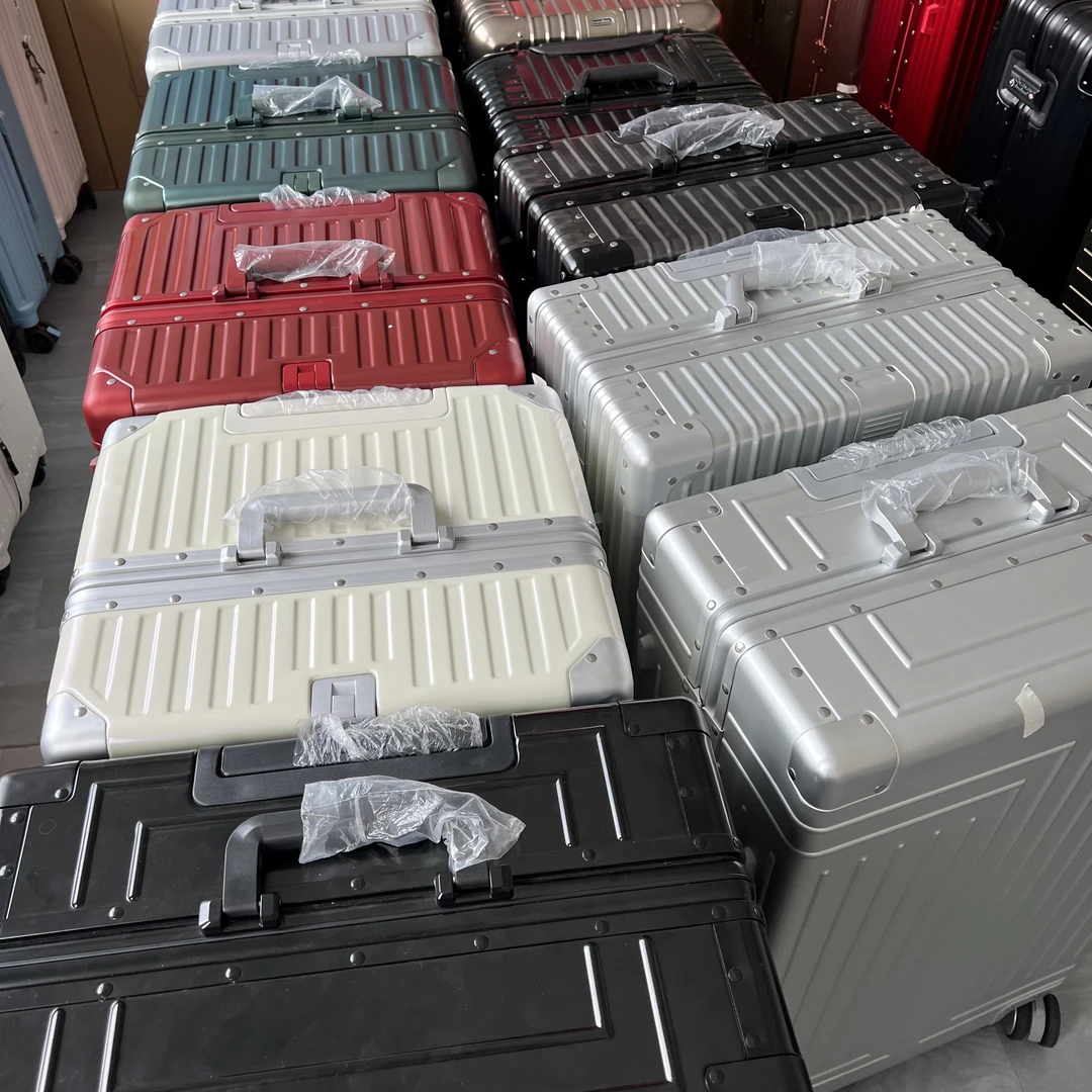 直播专享工厂特价外贸库存拉杆箱铝合金行李箱男女加厚登机旅行箱