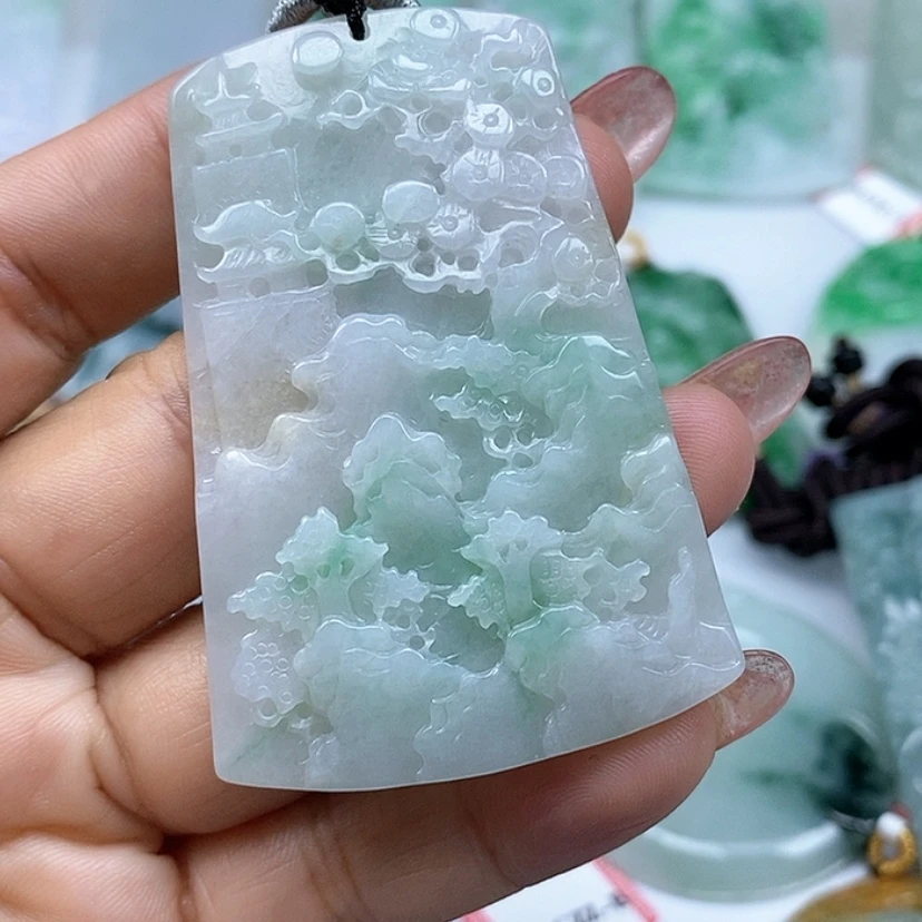【闪购商品】翡翠颈饰未镶嵌山****e