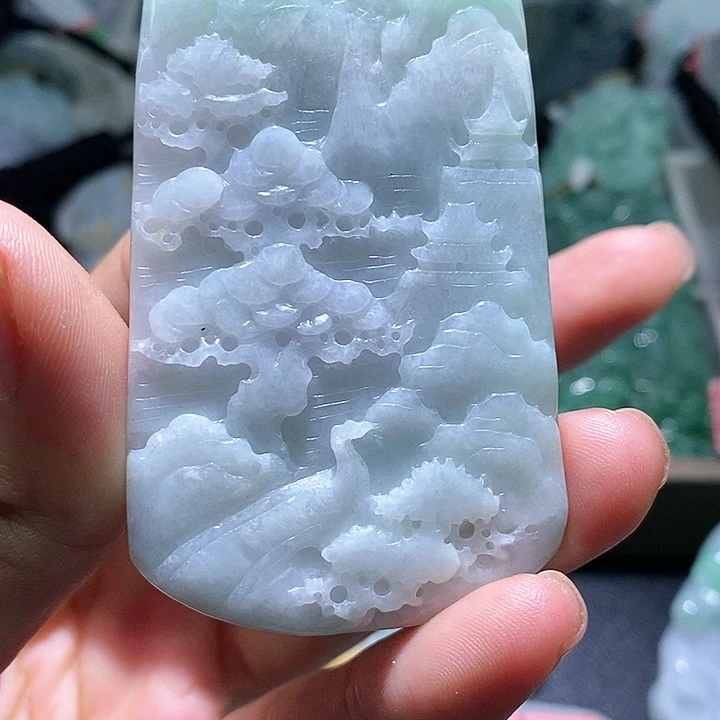翡翠颈饰未镶嵌翡翠