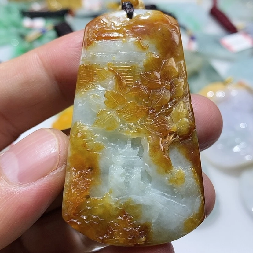 【闪购商品】翡翠颈饰未镶嵌郭*