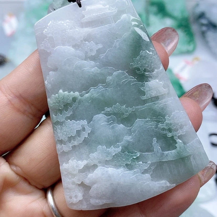【闪购商品】翡翠颈饰未镶嵌
