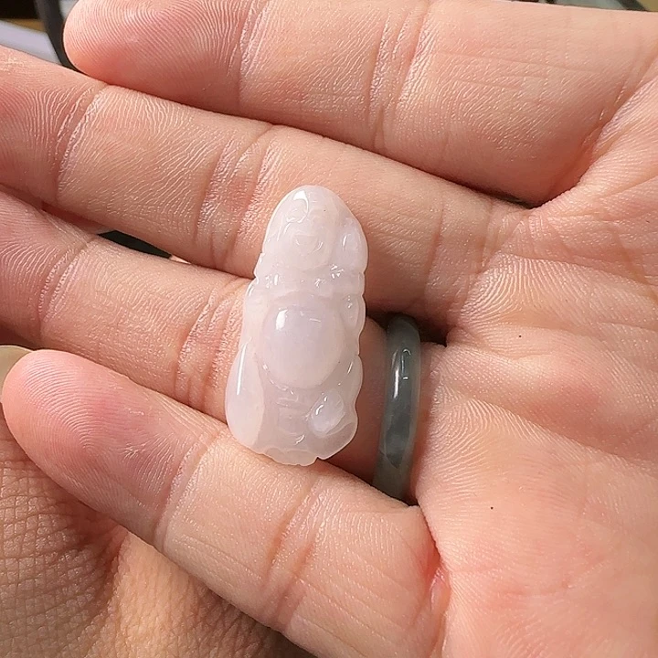 翡翠项链未镶嵌布袋佛