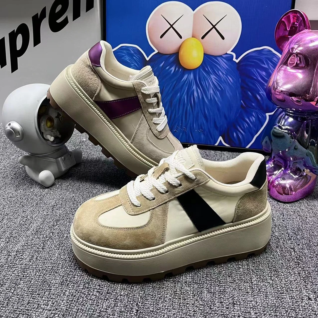 新款百搭厚底阿甘鞋春秋款时尚休闲老爹鞋女鞋 8558-1